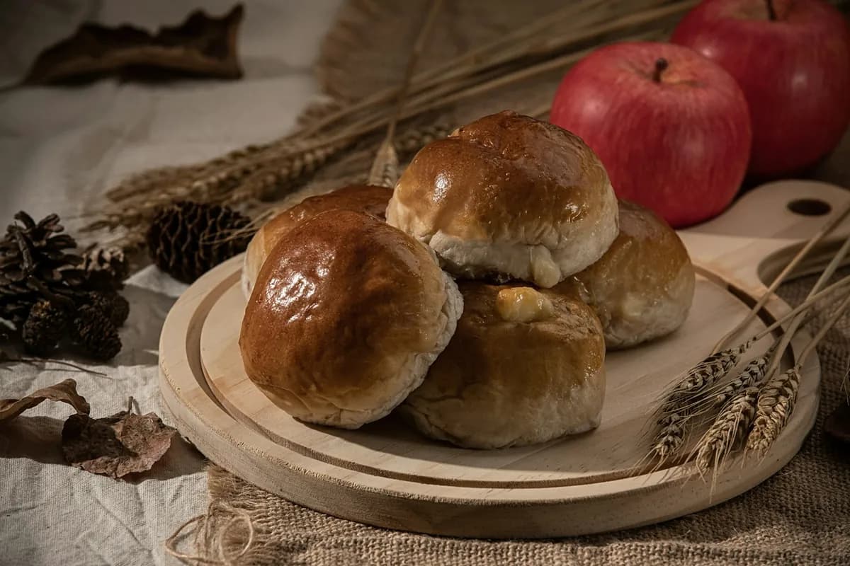 Apple bun